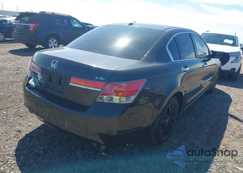 2011 Honda Accord 3.5 Ex-L z USA, uszkodzony, nr VIN 1HGCP3F83BA009765